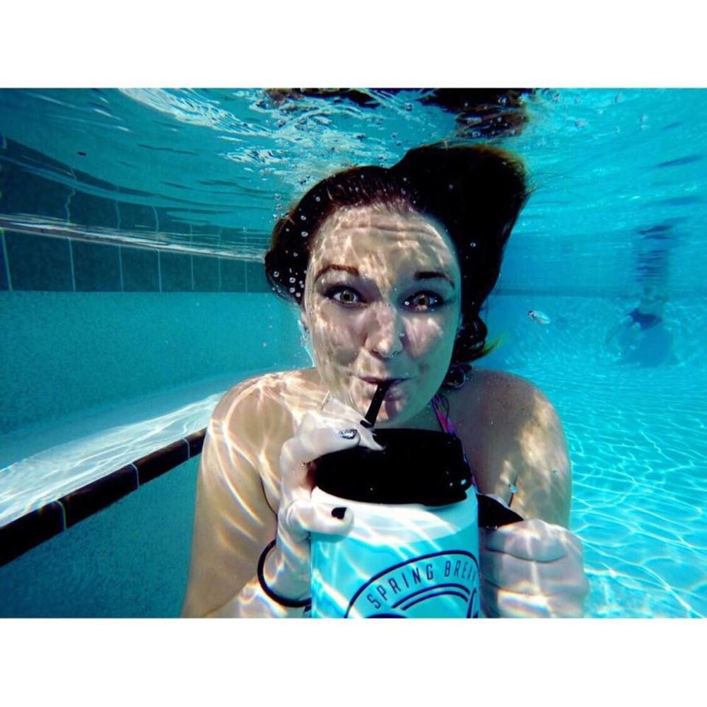 Meet your Posher, Alexis